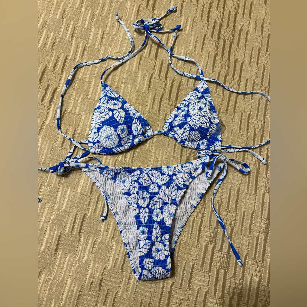 String Bikini Size Small